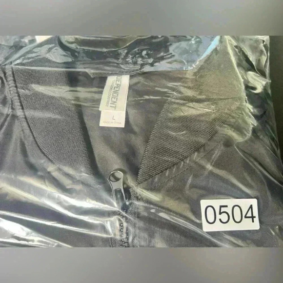 In-N-Out Light weight Bomber Type Jacket Large - Picture 10 of 10